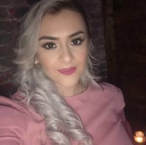 Meet your Posher, Gabriela